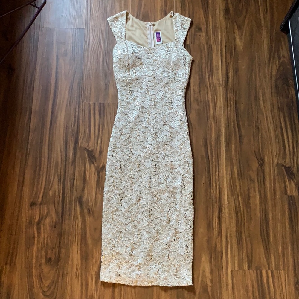 $Cream color just below the knee - dress